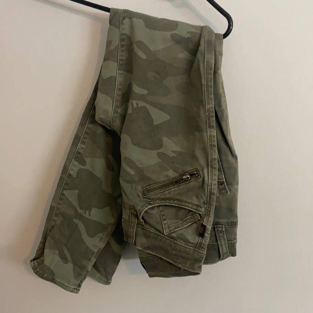 Camo pants